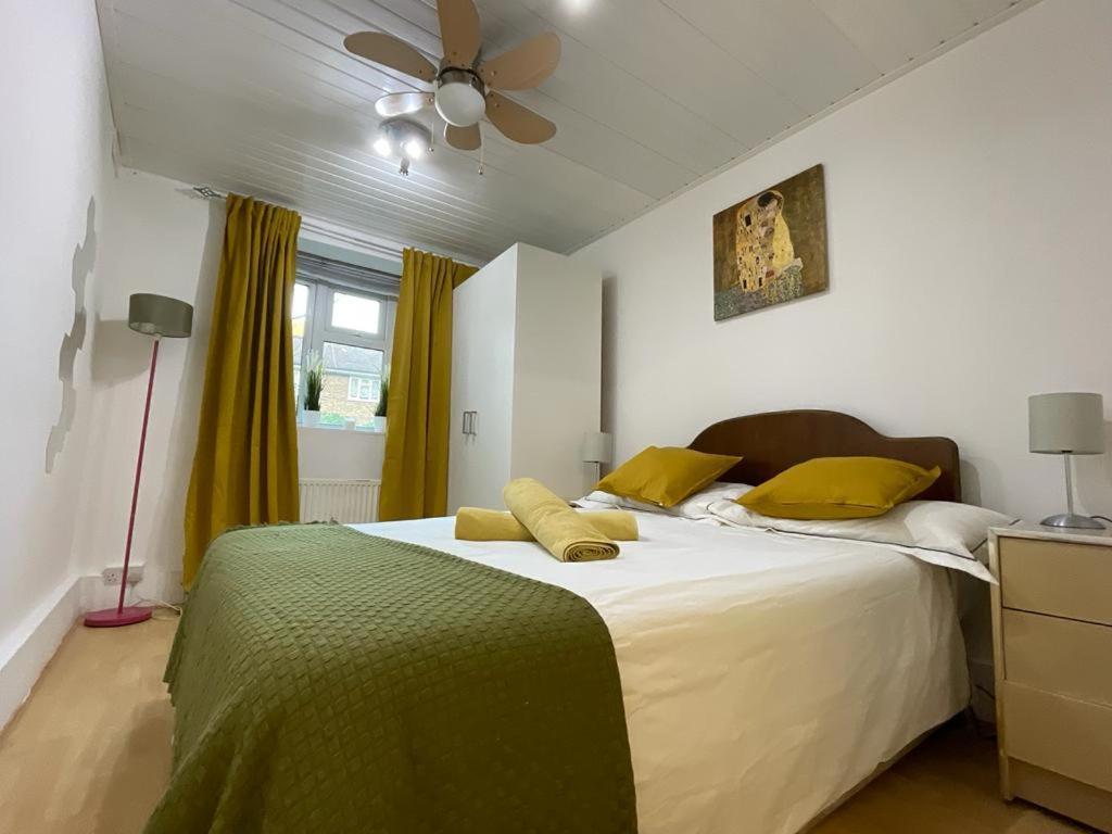 Cosy Flat Close To East Finchley Station London Luaran gambar