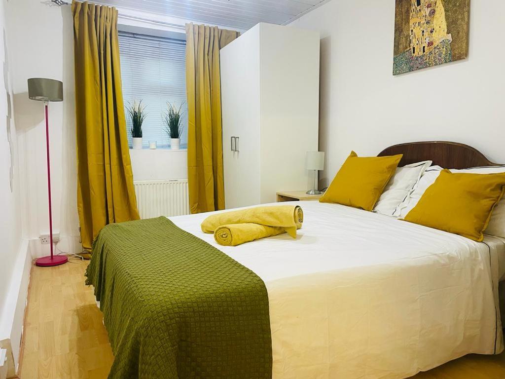 Cosy Flat Close To East Finchley Station London Luaran gambar